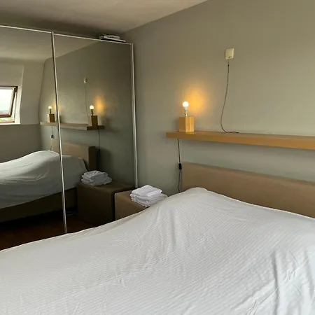 Lejlighed Penthouse De Vaughan -luxe Met Zeezicht